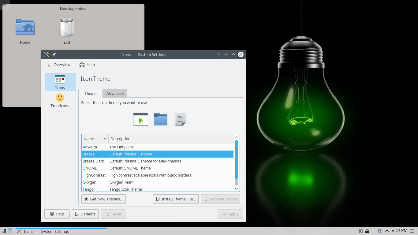 the default KDE Plasma 5 Desktop features an intersting background and the default KDE Breeze color scheme